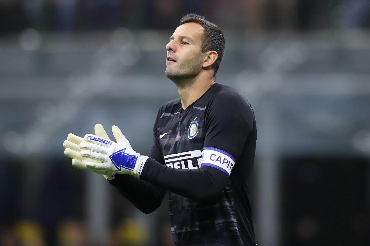 国安3-0河南！可怕的不是重夺足协杯冠军，而是球迷赛后的表态（国安3-0河南！更让人震惊的不是重夺足协杯，而是球迷赛后表态）