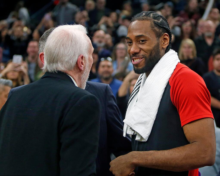 助攻5+创造机会30+传球成功率85%+，五大联赛仅B费和居莱尔达成（五大联赛仅此二人：5+助攻、30+机会创造、85%+传球成功率——B费与居莱尔）