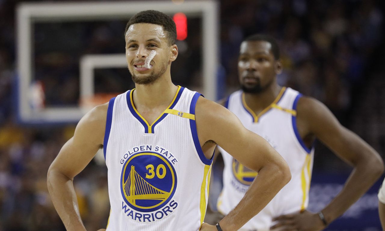 施洛特贝克：开场我们踢得极其松散；替补球员几乎每次都丢球（施洛特贝克：开局散漫；替补登场几乎次次丢球）