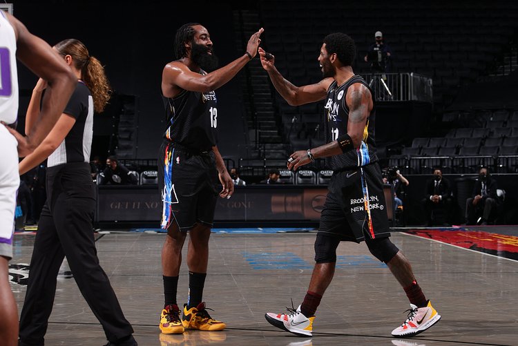 本泽马：皇马如今没有能指出问题的领袖，前场巨星们缺少牺牲（本泽马直言：皇马缺少敢指出问题的领袖，前场巨星缺乏牺牲精神）