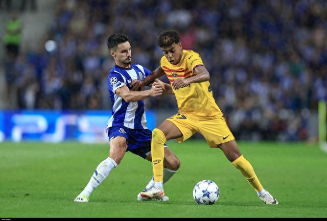 卡利亚里主帅：面对伊尔迪兹这种冠军球员，疏忽就会付出代价（卡利亚里主帅：面对伊尔迪兹等冠军级球员，哪怕一瞬走神都要付出代价）