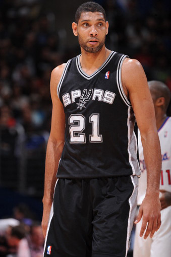 奥萨苏纳vs莱万特：布季米尔、博约莫首发，马修-瑞安、布吕吉出战（奥萨苏纳迎战莱万特：布季米尔、博约莫领衔首发，马修-瑞安与布吕吉出场）