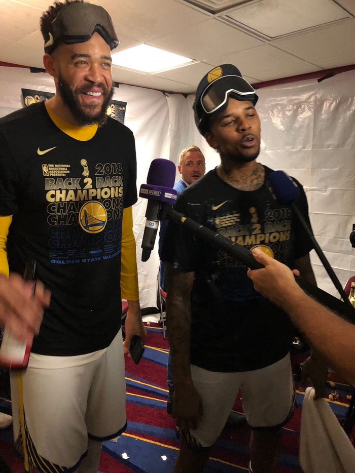 一场3-2让意甲榜首易主，阿莱格里神换人，让二追三奇迹逆袭（3-2逆转致意甲榜首易主，阿莱格里妙手换人上演让二追三奇迹）