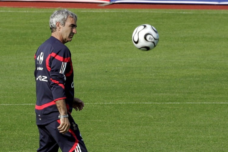 长春亚泰为降级致歉：将稳住根基，力争在一两年内重返中超（长春亚泰就降级致歉：夯实基础，力争一两年内重返中超）