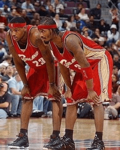 科尔：波杰打出了本赛季最佳表现，这才是我们认识的那个他（科尔称波杰奉献赛季最佳一战：这才是我们熟悉的他）