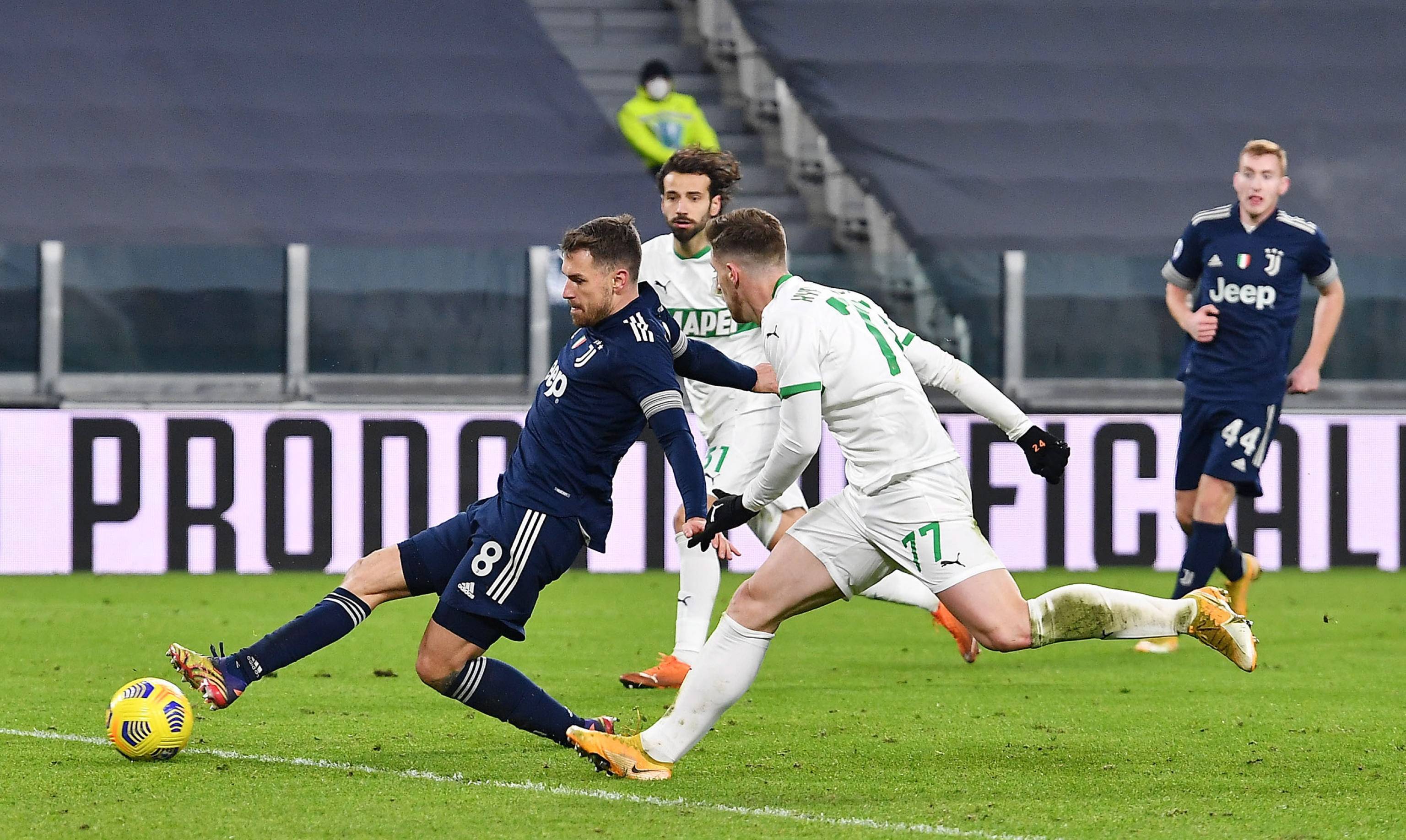 韩国主帅战术安排获赞（韩国主教练战术部署获好评）