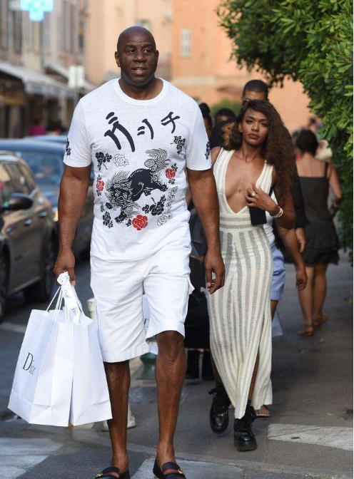 弗兰克：离队是双方基于事实做的决定；世界杯看好格瓦迪奥尔（弗兰克称离队为双方基于事实的共同决定，世界杯更看好格瓦迪奥尔）