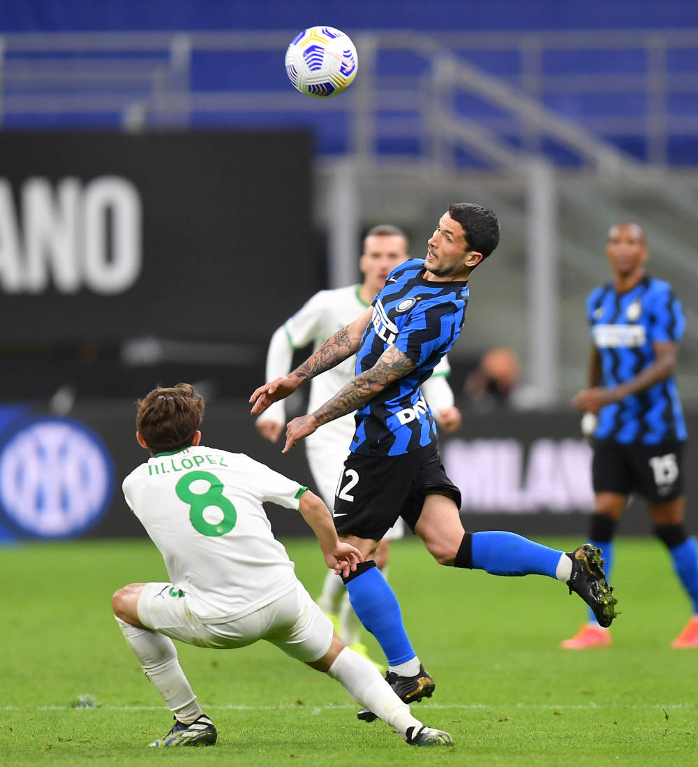 罗体：布罗佐维奇与利雅得胜利续约谈判无进展，尤文正在关注（罗马体育报：布罗佐维奇与利雅得胜利续约陷入僵局，尤文图斯密切关注）