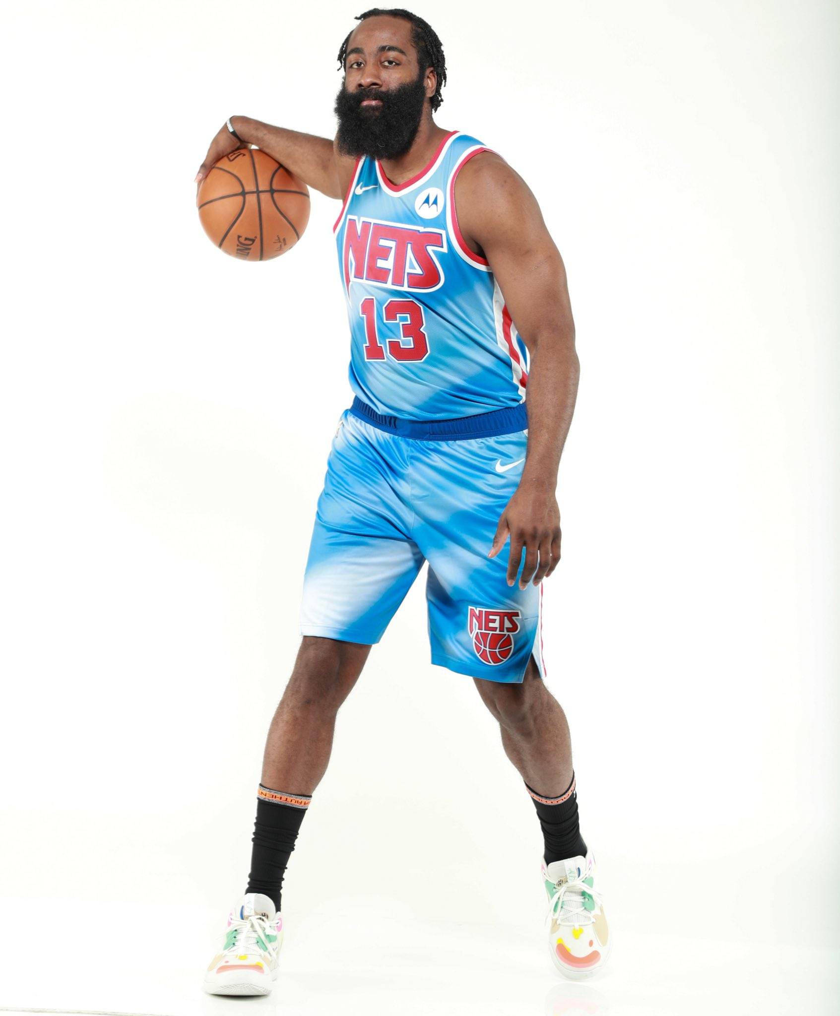 体坛：多家中超球队有意全北队长朴镇燮，浙江队目前最接近（全北队长朴镇燮获多家中超俱乐部青睐，浙江队目前最接近）