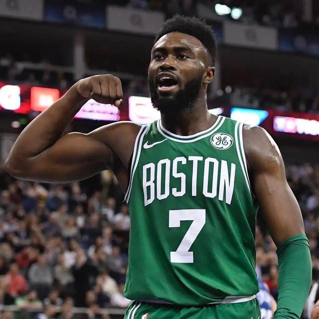 鲁尼：图赫尔应该让凯恩休息一下，给维尔贝克一个机会（鲁尼建议图赫尔让凯恩轮休，把机会留给维尔贝克）