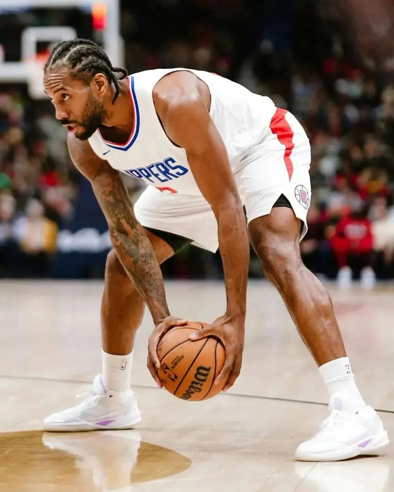 凯尔特人vs奇才前瞻：布朗小概率出战，球队欲客场取得三连胜（凯尔特人客战奇才前瞻：布朗出场成疑，力争客场三连胜）